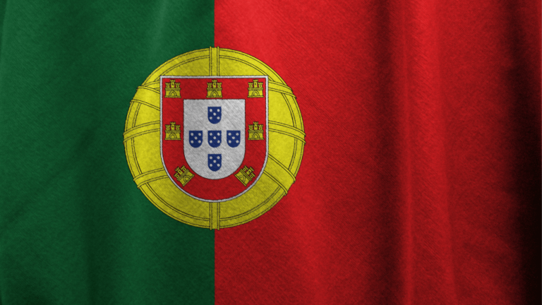 A Comprehensive Guide on How to Become a Foreign Nurse in Portugal